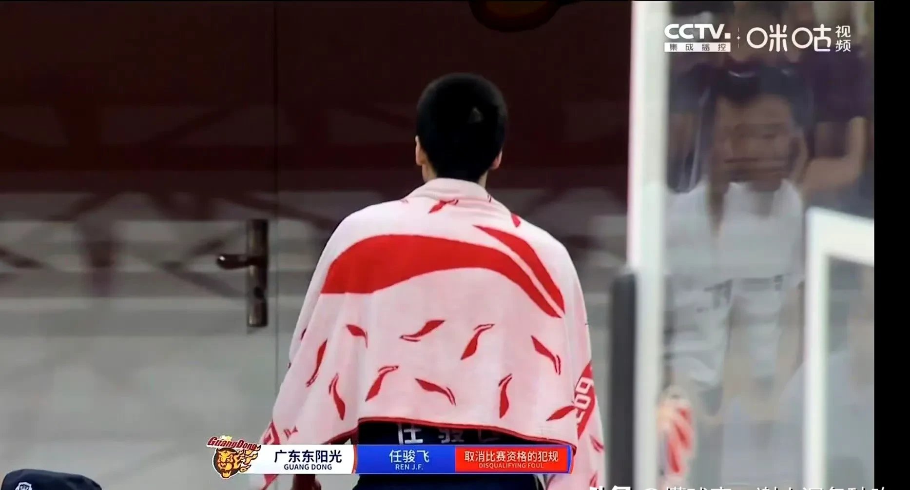 关于强强对话，比赛场上火药味十足的信息